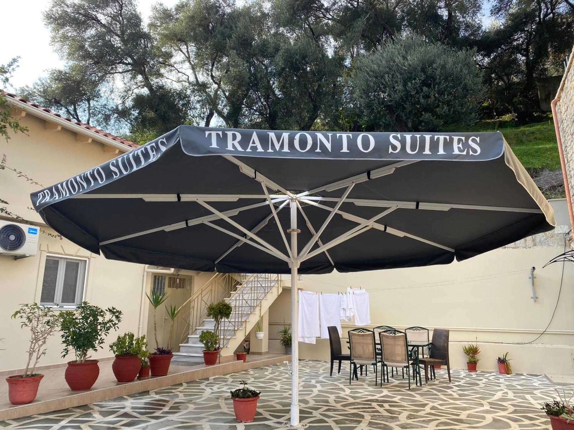 Tramonto Maisonettes & Suites Parga Bagian luar foto