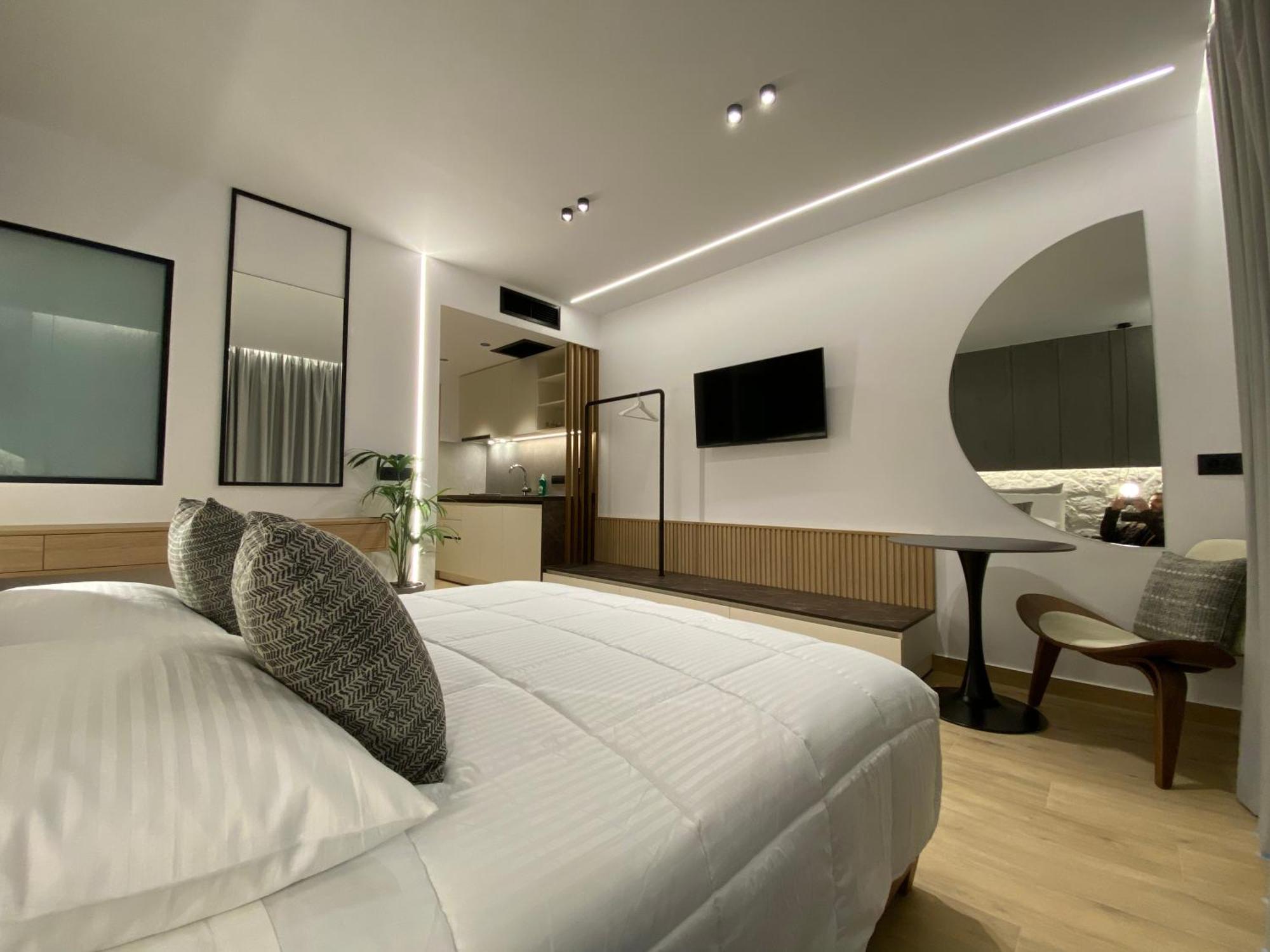 Tramonto Maisonettes & Suites Parga Bagian luar foto