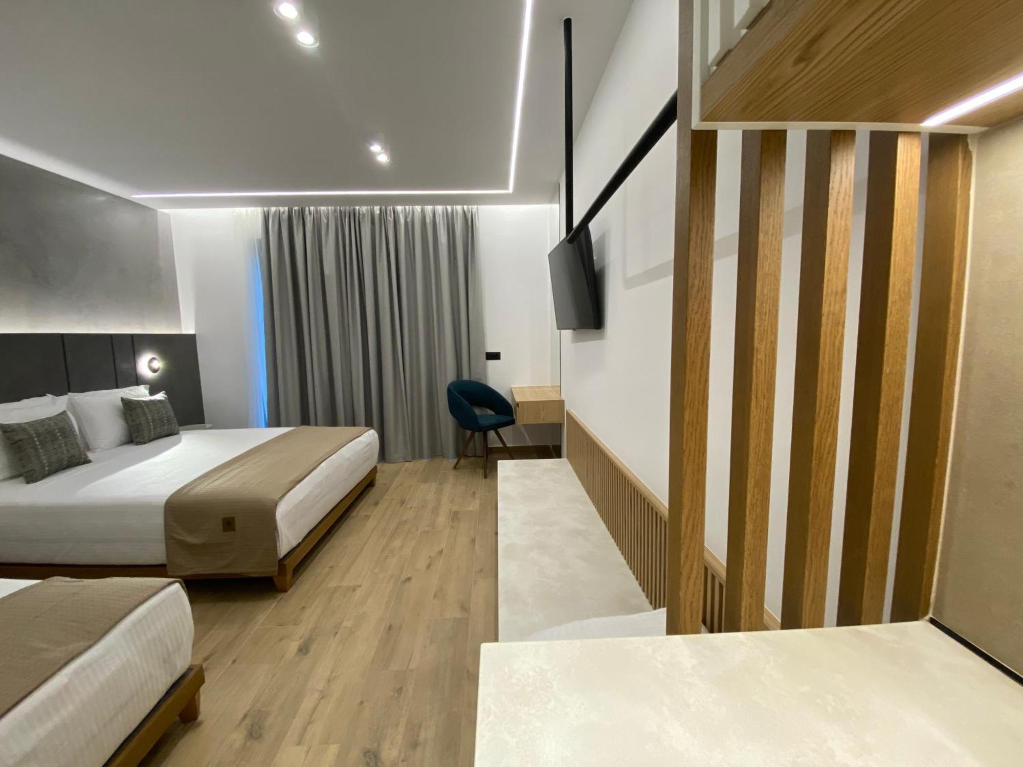 Tramonto Maisonettes & Suites Parga Bagian luar foto