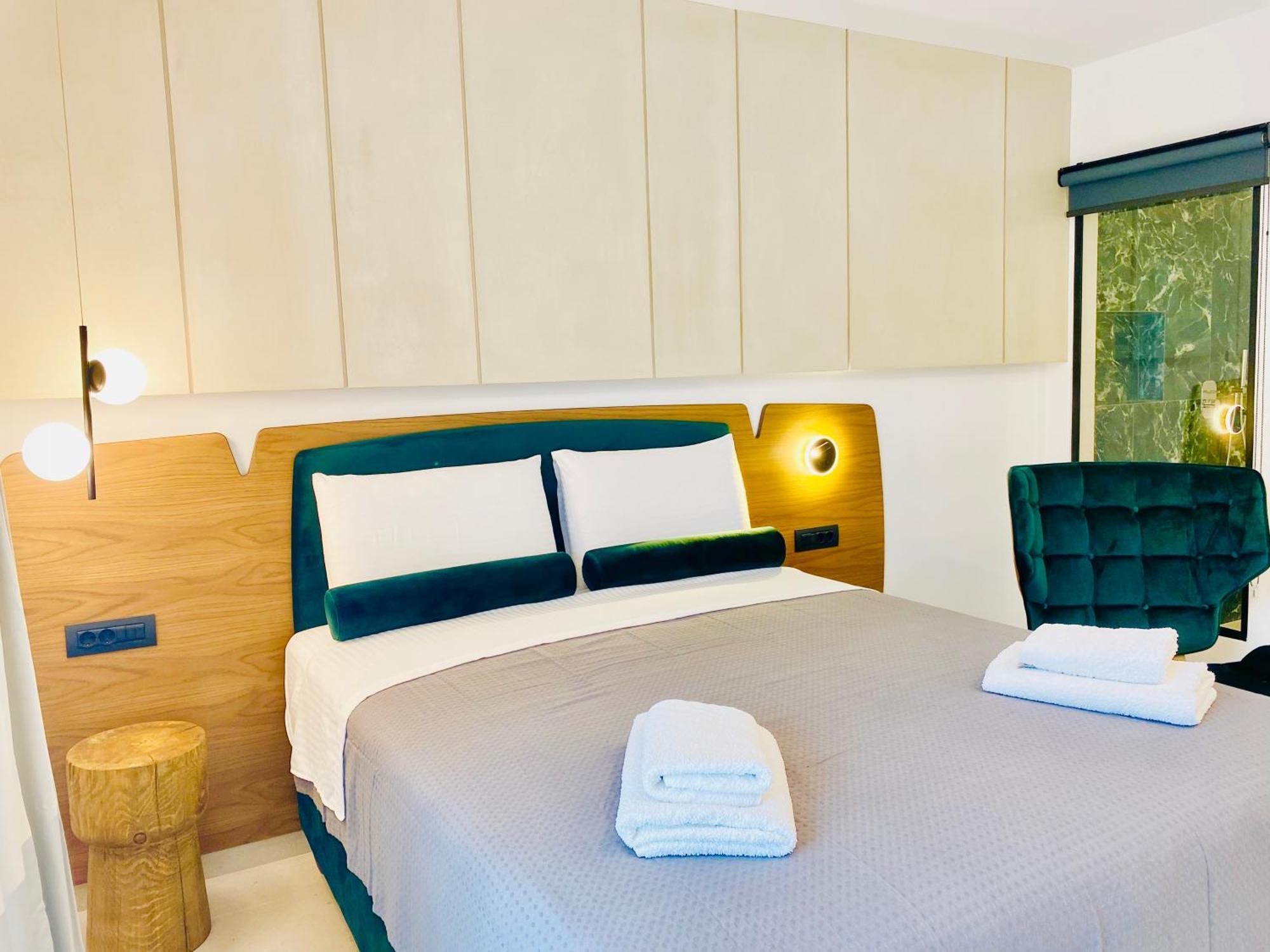 Tramonto Maisonettes & Suites Parga Bagian luar foto